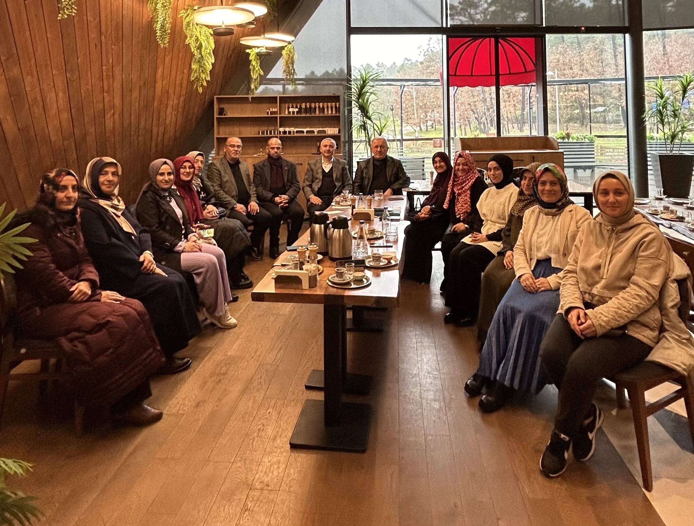 Kadın Kollarımız İlk Yönetim Kurulu Toplantısını Gerçekleştirdi